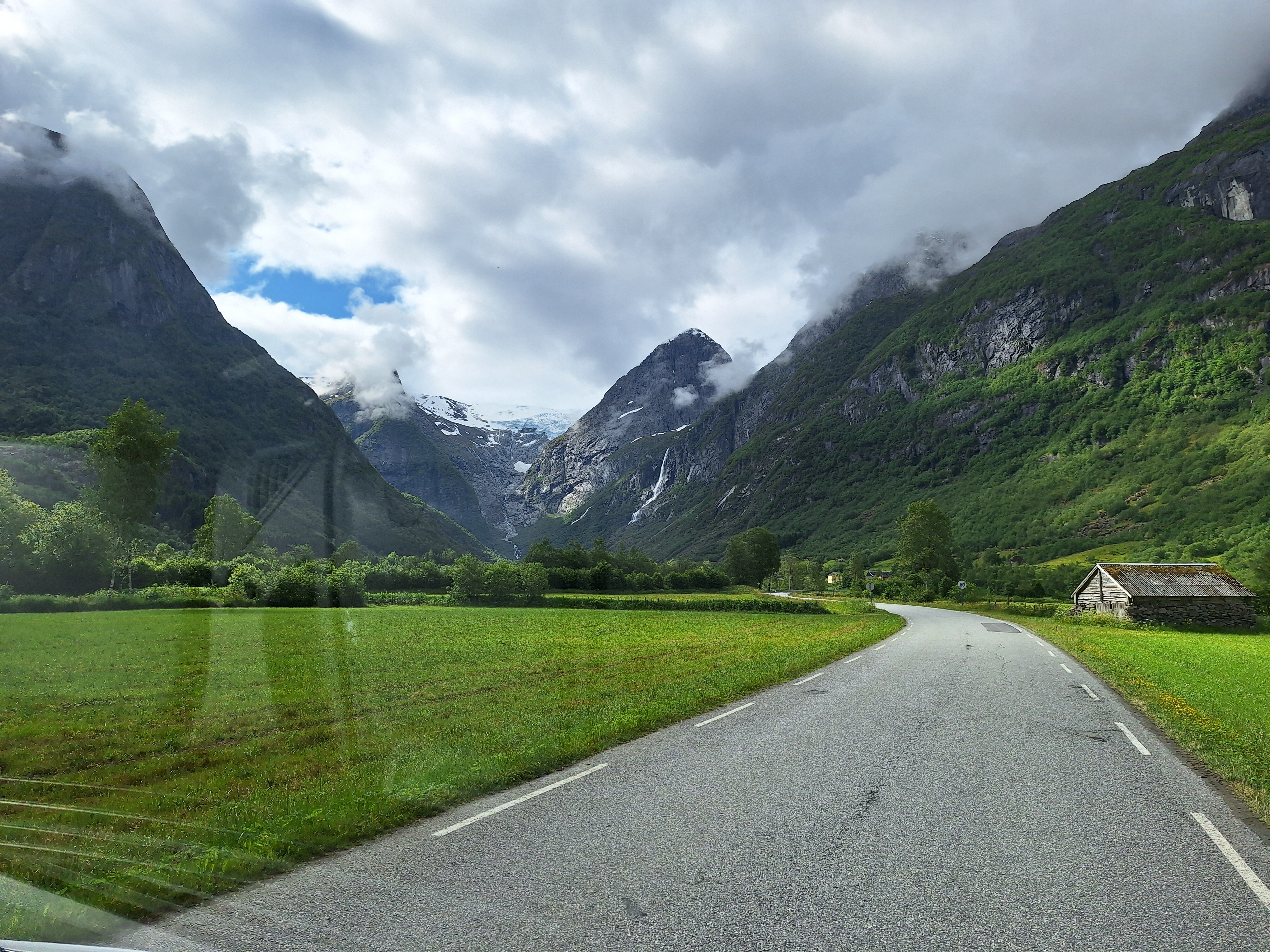 opwegnaardeBrenndalgletsjer